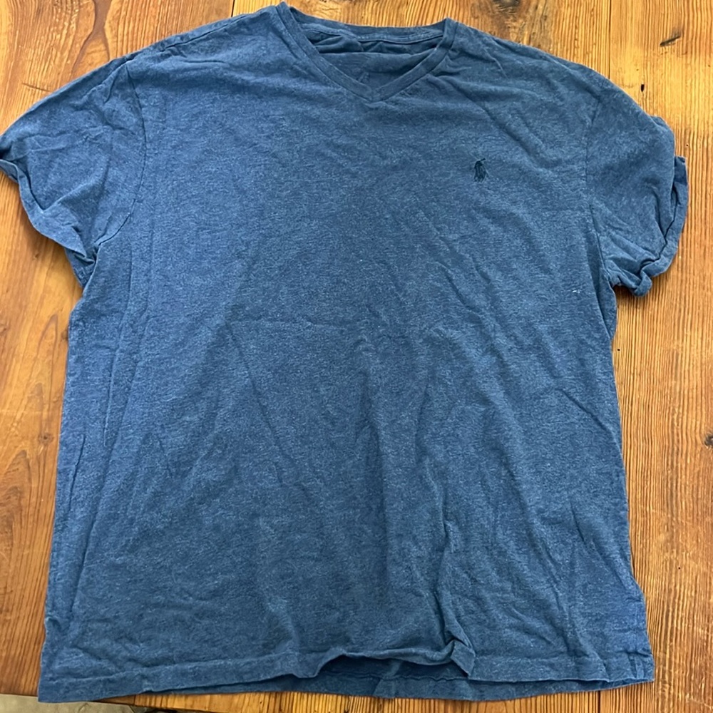 Men’s T shirt. V neck